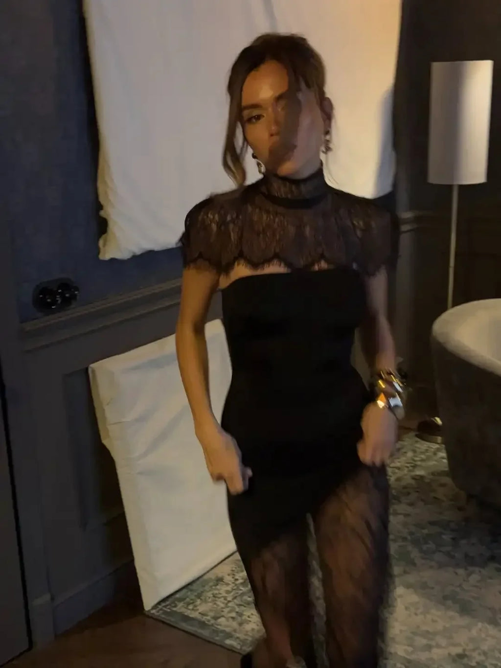 Sexy Lace Shawl Patchwork Strapless Dress Women Sleeveless Waist Cinched Split Pleated Slim Dresses Lady Evening Party Robe 2026